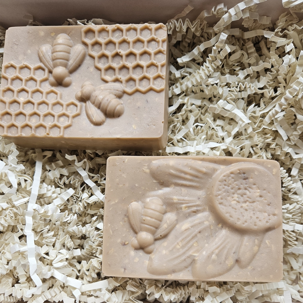 Natural Honeycomb Men Grooming Cleanser